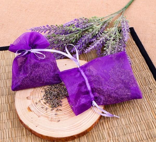 Quần áo mùa đông hôi như “cú”, mẹ trẻ tiện tay vứt thứ này vào tủ mai thơm nức nhà - 5