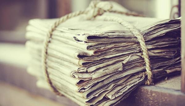 Quần áo mùa đông hôi như “cú”, mẹ trẻ tiện tay vứt thứ này vào tủ mai thơm nức nhà - 1