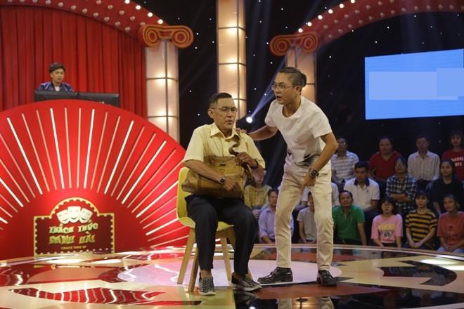 Ông chú 60 tuổi chạy Grab khiến Trấn Thành, Trường Giang phấn khích vì quá duyên dáng - 3