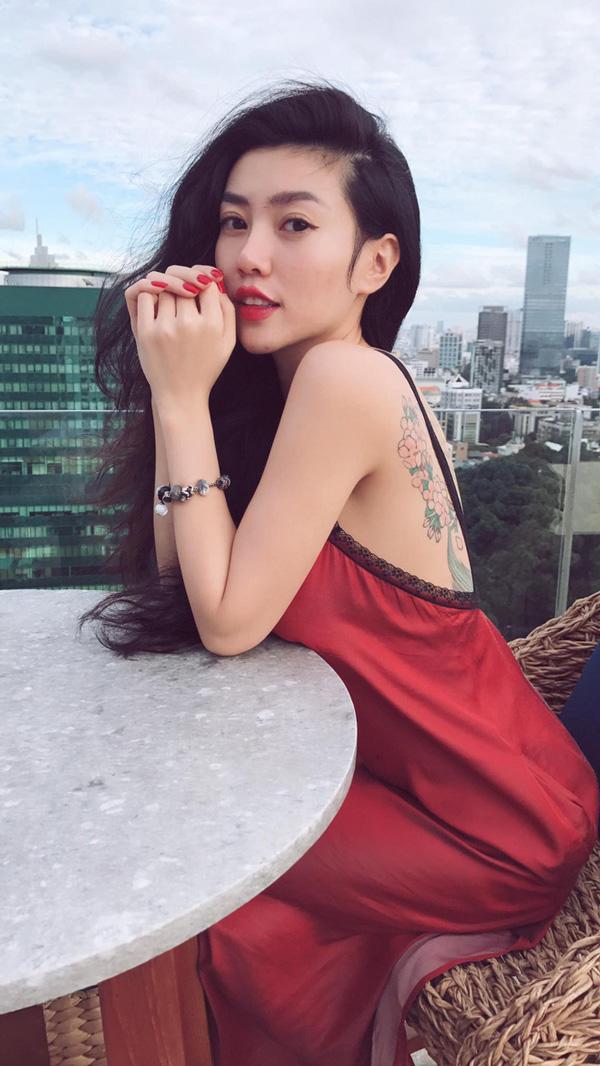 Có 1 bà mẹ bỉm sữa ngoài 30 mà mặt như 18, bảo mẹ 2 con chẳng ai tin! - 12