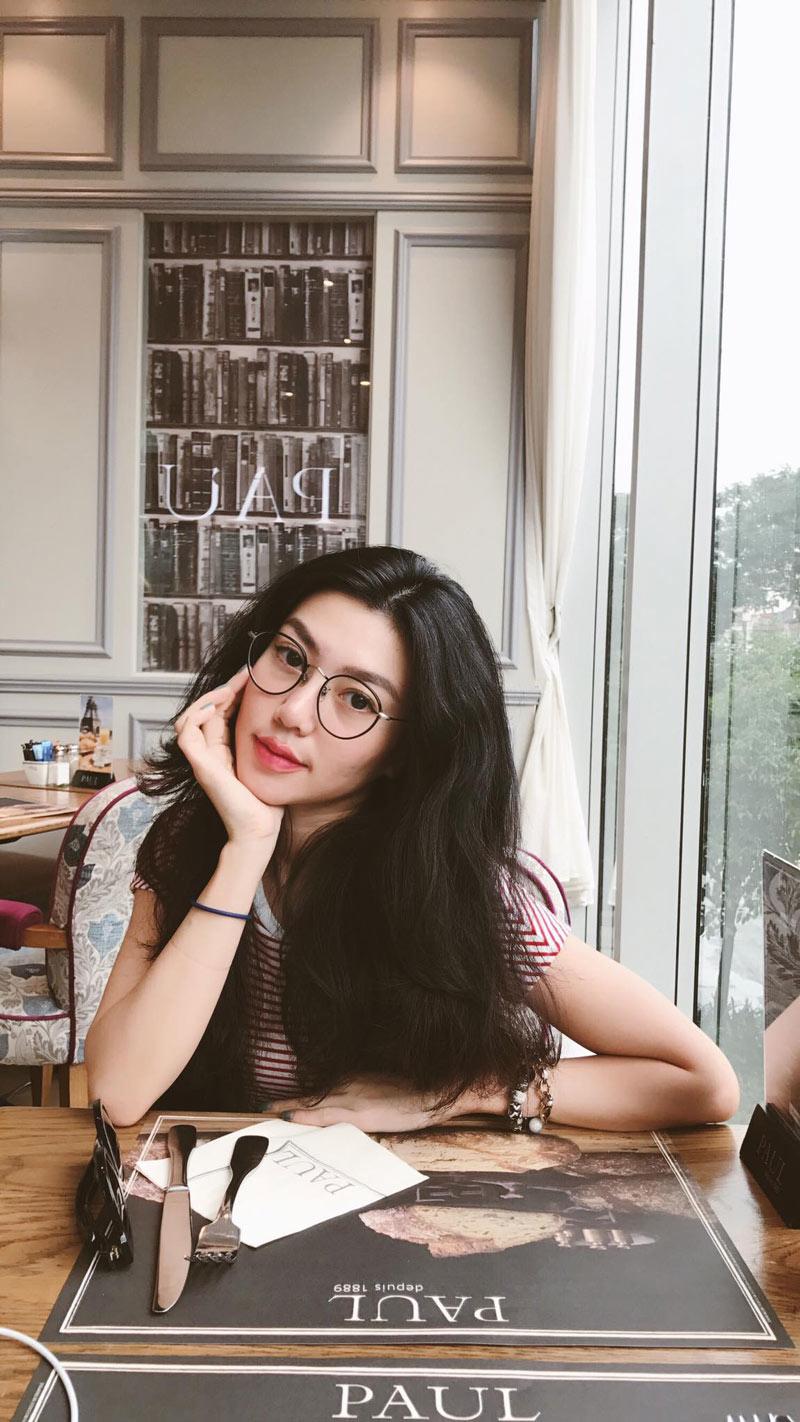 Có 1 bà mẹ bỉm sữa ngoài 30 mà mặt như 18, bảo mẹ 2 con chẳng ai tin! - 14