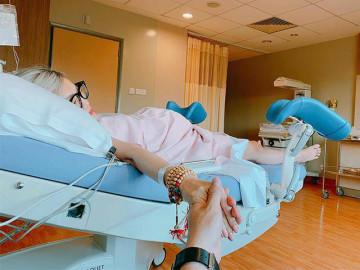 Mẹ Sài Gòn đẹp "phát hờn" đi đẻ ở bệnh viện sang chảnh khiến chị em bỉm sữa xuýt xoa