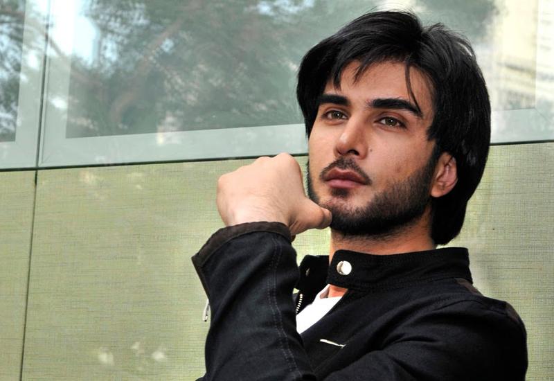 Imran là một người mẫu, diễn viên, MC truyền hình kiêm giám đốc sản xuất chương trình truyền hình tại Pakistan. Anh được nhận xét là một chàng trai hoàn hảo bởi quá đẹp và tài giỏi.
