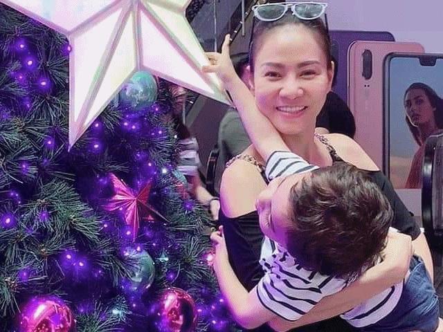 Lần mới nhất được mẹ khoe ảnh, con trai Thu Minh lộ điểm đặc biệt trên khuôn mặt