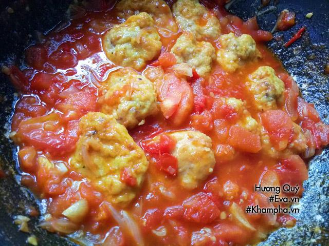 tu lam cha ca sot ca chua dai ngon, dam da nong hoi cho ngay lanh - 4