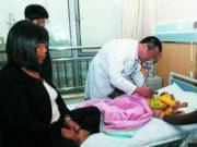 Làm mẹ - Nấu nồi cháo cho con ăn sáng, trưa hâm lại ăn tiếp, sau 2 tháng mẹ ân hận tột cùng