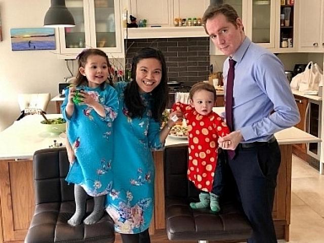 Cô gái Việt phụ trách giao dịch gần 400 nghìn tỷ đồng đang gây sốt mạng xã hội là ai?