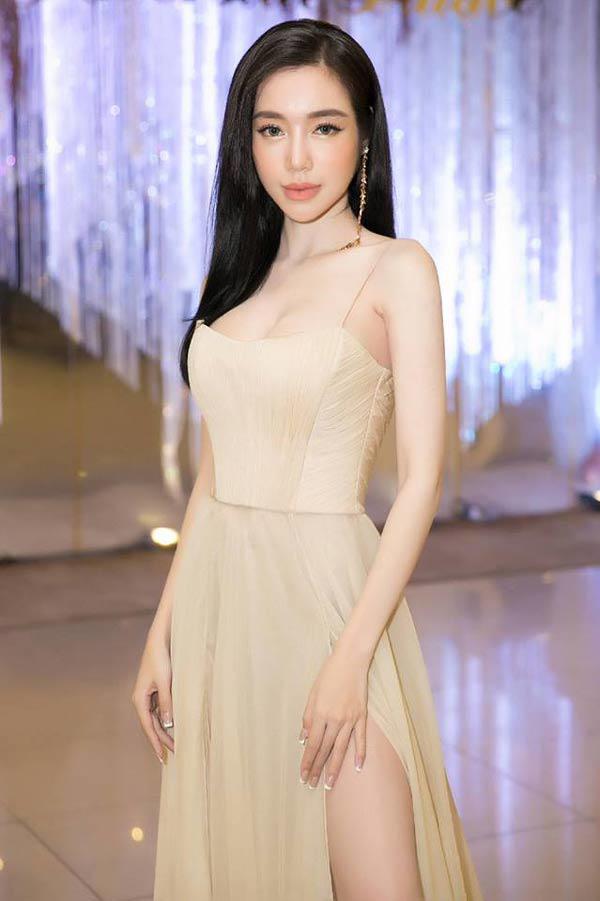 Kỳ Duyên, Bảo Thy, Lan Khuê môi càng dày, nhan sắc, sự nghiệp... càng lên hương - 18