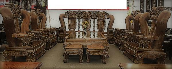 loa mat truoc bọ bàn ghé gõ mun tri gia 3,2 ty dong, nha giau chua chac mua duoc - 7
