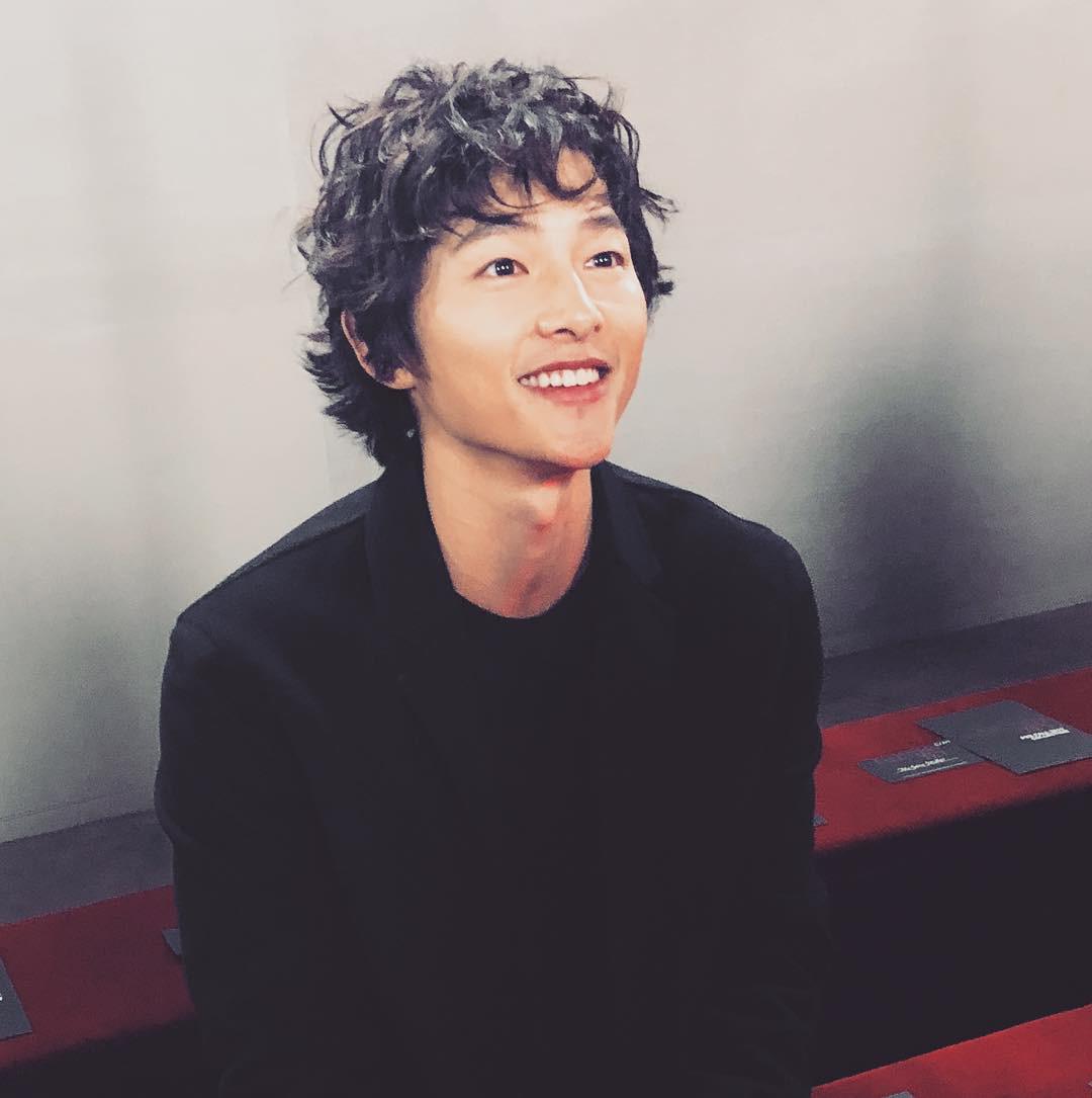 sau 1 nam ket hon, song hye kyo dep len bao nhieu thi song joong ki "xuong sac" bay nhieu - 9