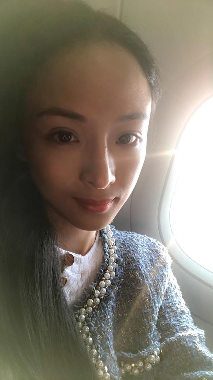 sau thoi gian bi quan thuc, hoa hau truong ho phuong nga rang ro di mua xe hop? - 3