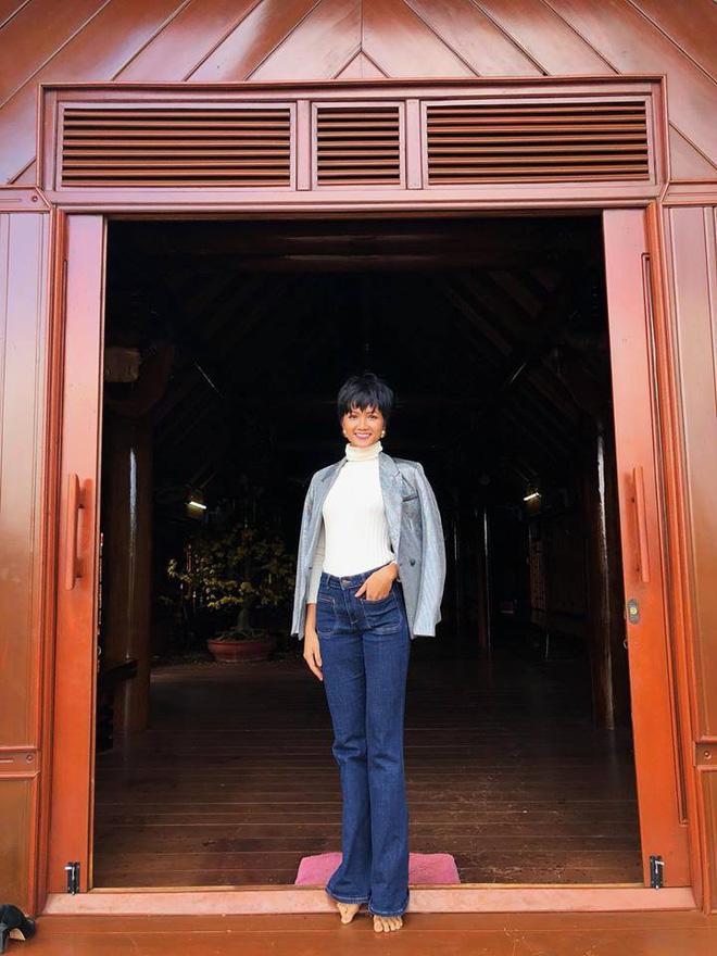 thi ra day la mau quan co the khien ha tang, h'hen nie "keo dai" doi chan triet de - 4