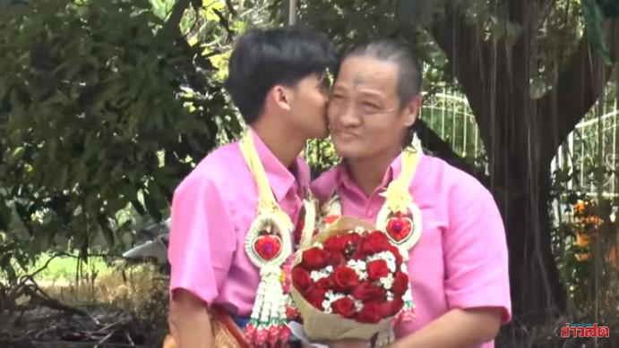 chia se bat ngo cua nguoi dan ong 52 tuoi cuoi chang trai 21 tuoi - 3
