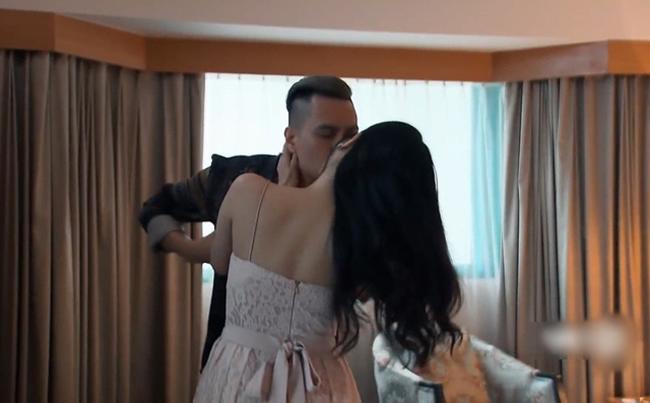 nhung canh nong dien dao man anh viet 2018: "dot mat" nhat la man ai an sap ca giuong - 8