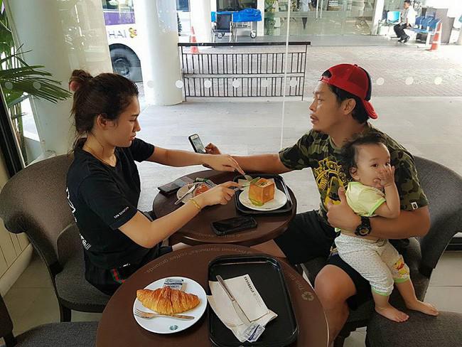 chong bai bac no ca tram trieu nhung hanh dong cua anh voi bo me vo moi sung so - 2