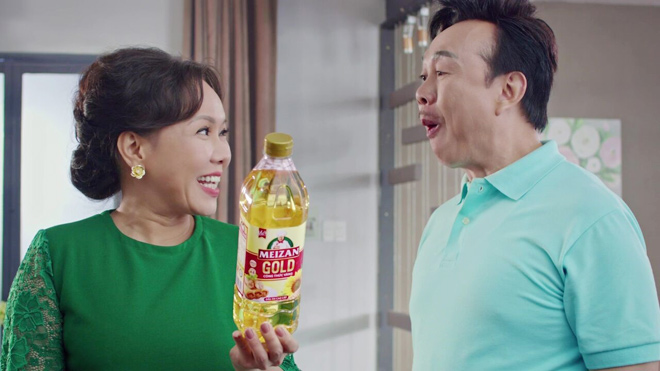 that gia chuyen viet huong cong khai “bay to tinh cam” voi chi tai tren song truyen hinh - 1