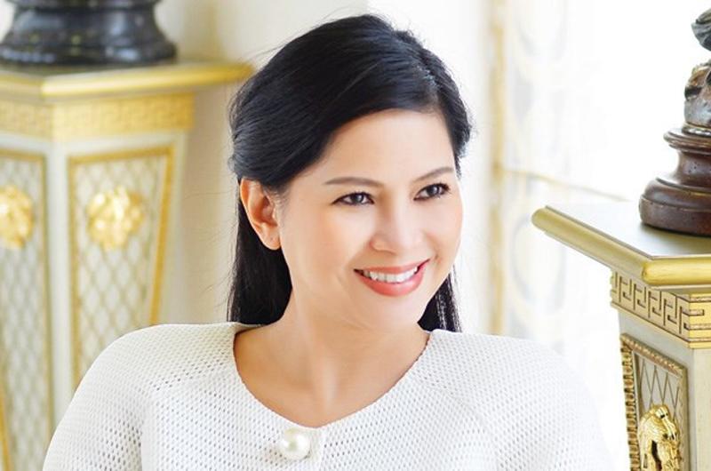 Sau khi lập gia đình, bà rút lui khỏi màn ảnh và trở thành tổng giám đốc tập đoàn Liên Thái Bình Dương (IPP) – một trong những doanh nghiệp tư nhân lớn nhất Việt Nam.
