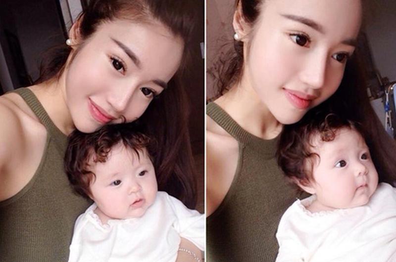 Tháng 10/2014, Elly Trần đăng ảnh cùng một bé gái lai tây cực đáng yêu và xác nhận đây là con gái đầu lòng của cô khiến nhiều người ngỡ ngàng.
