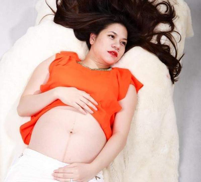 Mỹ Dung lên xe hoa vào tháng 3/2013 khi đang mang bầu 6 tháng. 3 tháng sau, cô sinh hạ con trai đầu lòng. Khi con trai đầu lòng qua 1 tuổi, Mỹ Dung đã mang bầu lần hai.
