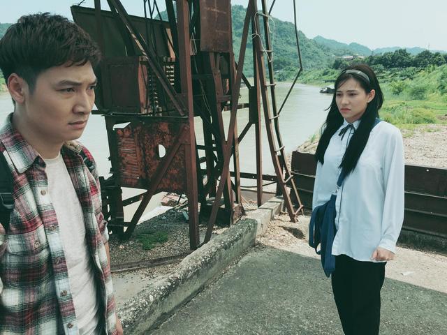 khien nha nha tay chay phim moi, luu de li binh than: "bi hieu lam khong bao gio giai thich" - 5