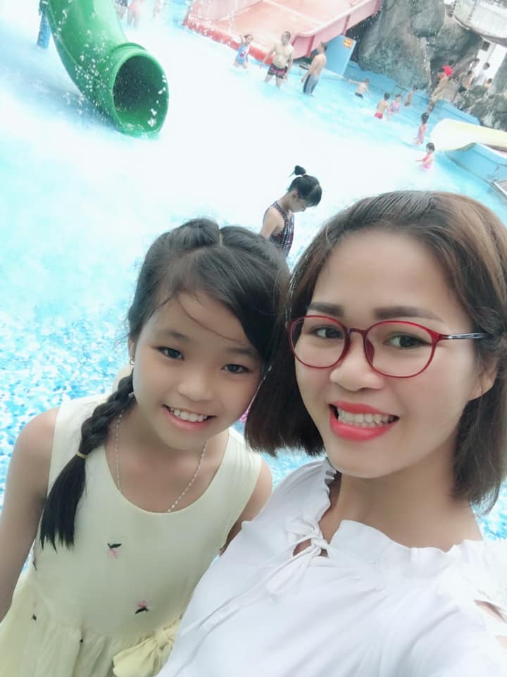 me om dua 40k di cho, be gai lam luon duoc mam com ngon, con thua tien dut lon - 1