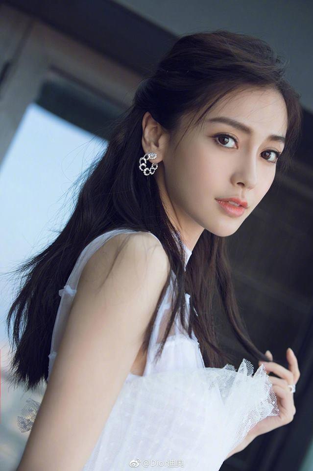 sau tin ly hon voi huynh hieu minh, angelababy co kha nang lai gap them "hoa" - 3