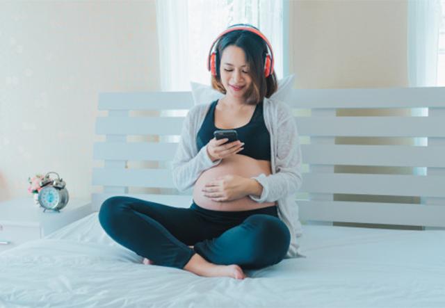 viec don gian me cham lam khi mang bau, con sinh ra de nuoi, lai rat thong minh - 1