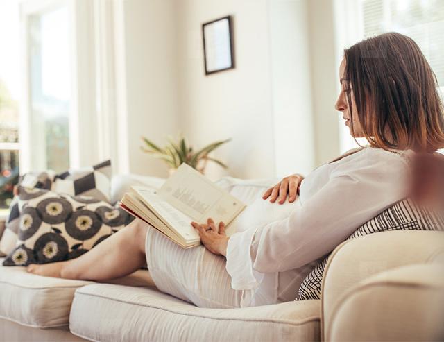 viec don gian me cham lam khi mang bau, con sinh ra de nuoi, lai rat thong minh - 3