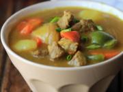 Bếp Eva - Nếu chưa nghĩ ra nấu gì, làm ngay 5 món cà ri nóng bỏng lưỡi cho cuối tuần se lạnh