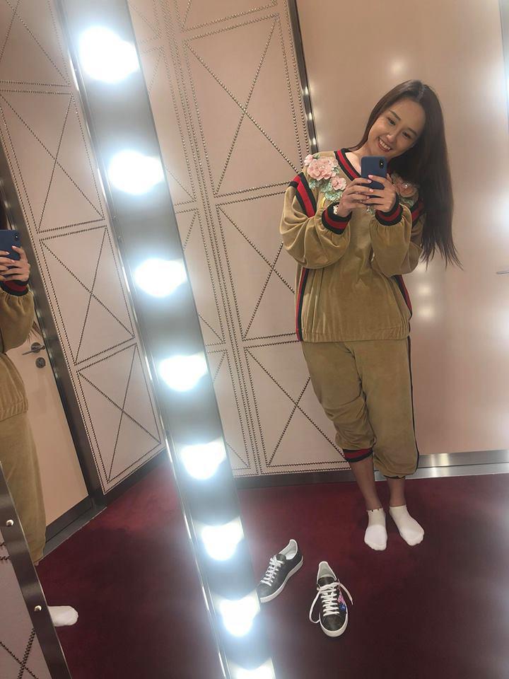 sau bao nam an mac tham hoa, gio day mai phuong thuy cung da mac dep roi! - 6