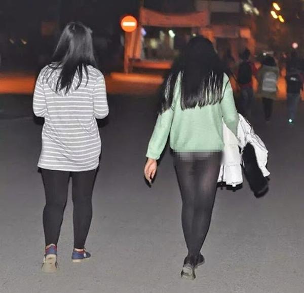 thi nhau hoa tham hoa chi voi mot kieu quan, thoi trang sai hay chi em von da qua sai - 4