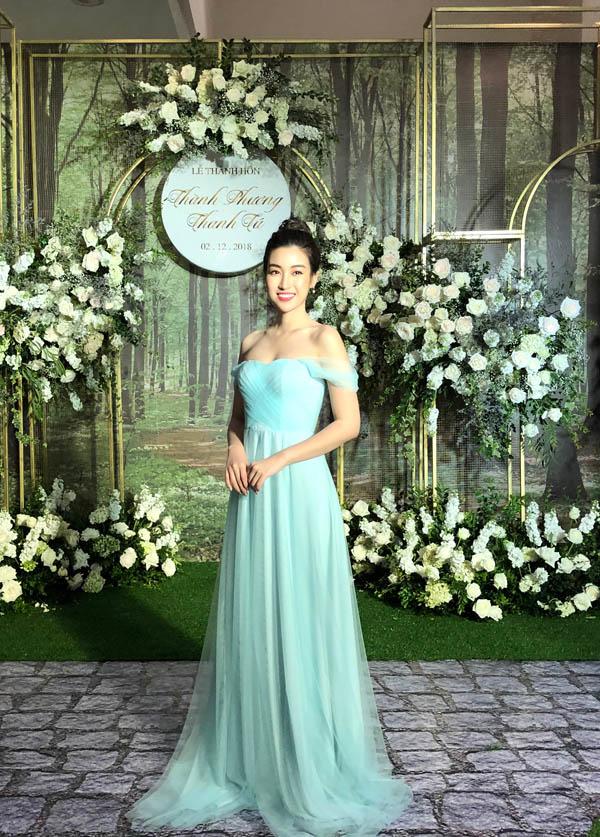 bat ngo: nghi le dam cuoi dien ra nhanh gon, a hau thanh tu nhuong san khau cho bong da - 7
