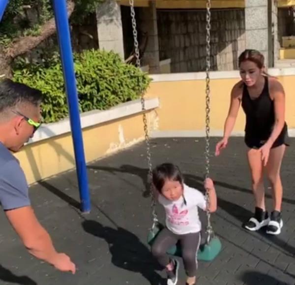 Bồ nhí đột ngột biến mất bí ẩn, tỷ phú sòng bài lại về vui vẻ với vợ cả - 1