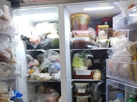 Tủ lạnh "thạch sanh" của mẹ chồng khiến dân mạng tròn mắt, tưởng số hưởng nhưng không phải