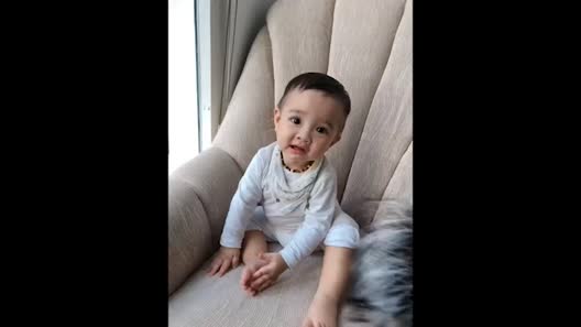 Hotmom mê đẻ khoe bụng bầu lần 5 trắng nõn, bảo sao báo chốt sổ vẫn bị giục sinh thêm