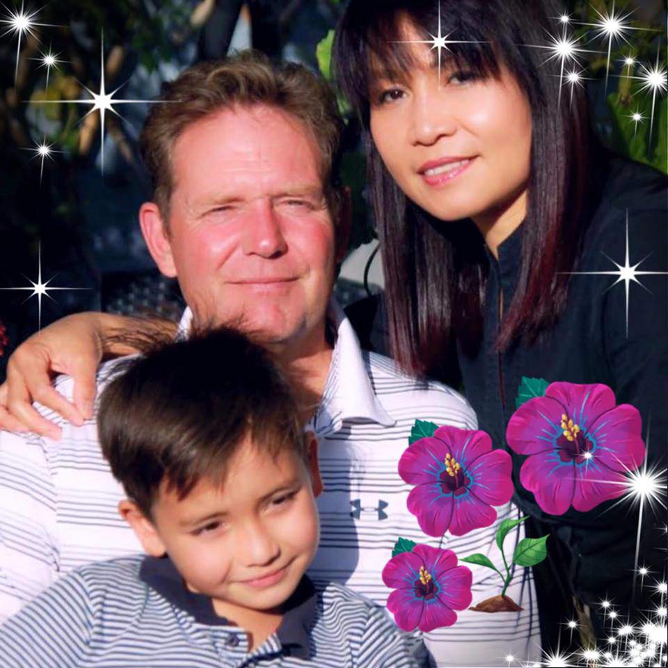 Trúng “mánh” của mẹ Việt đơn thân, chàng ca sĩ Hà Lan 10 năm theo đuổi và cái kết - 3