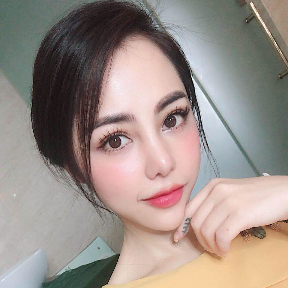 Nữ MC 33 tuổi mang gương mặt 9x nóng bỏng nhất VTV, con gái cũng cực sang chảnh - 5