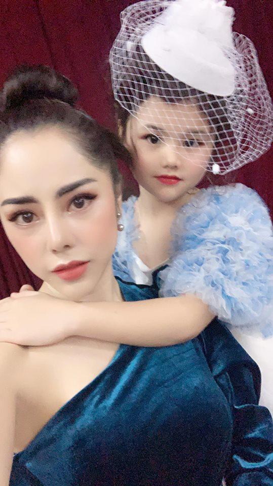 Nữ MC 33 tuổi mang gương mặt 9x nóng bỏng nhất VTV, con gái cũng cực sang chảnh - 14