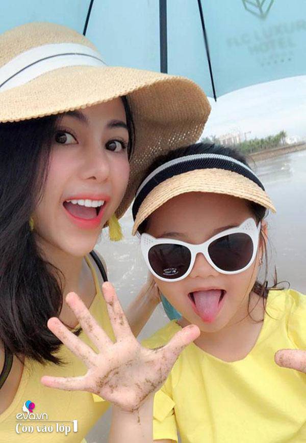 Nữ MC 33 tuổi mang gương mặt 9x nóng bỏng nhất VTV, con gái cũng cực sang chảnh - 10