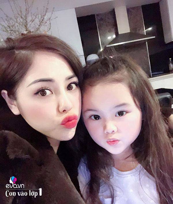 Nữ MC 33 tuổi mang gương mặt 9x nóng bỏng nhất VTV, con gái cũng cực sang chảnh - 11