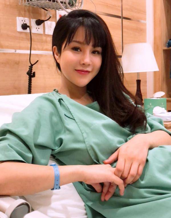 Mỹ nhân Việt mang bầu năm 2018: Toàn người đẹp nóng bỏng, bụng vượt mặt vẫn không chịu bớt xinh - 14