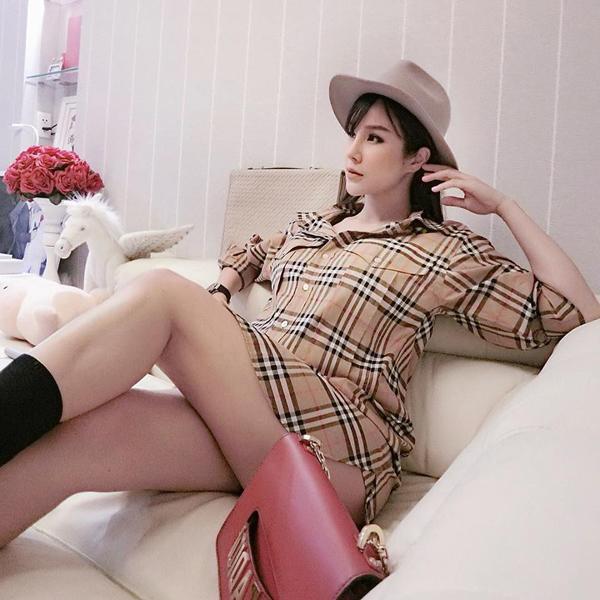 Mỹ nhân Việt mang bầu năm 2018: Toàn người đẹp nóng bỏng, bụng vượt mặt vẫn không chịu bớt xinh - 13