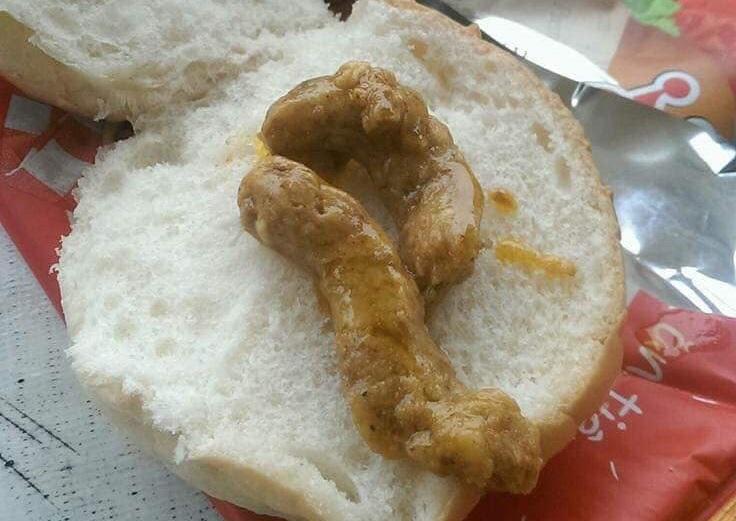 Bà chị chiên xúc xích, cô em chưa ăn đã thấy amp;#34;noamp;#34; còn dân mạng ám ảnh muốn amp;#34;tắt thởamp;#34; - 3