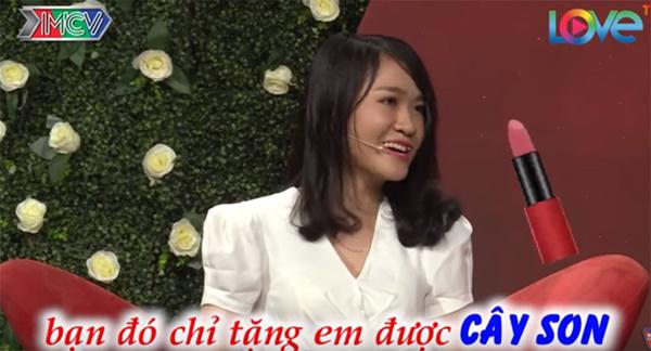 Chia tay bạn trai vì đi ăn phải góp tiền, cô gái gây tranh cãi kịch liệt - 4