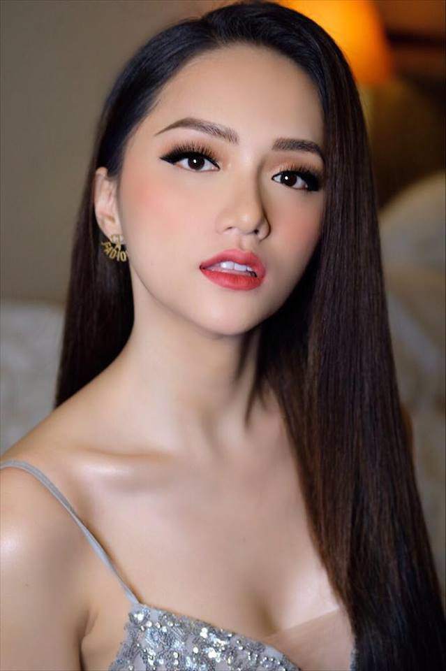 Ai cũng đã từng vào bảng sao xấu, thảm họa 1 lần, trừ Hoa hậu Hương Giang! - 3