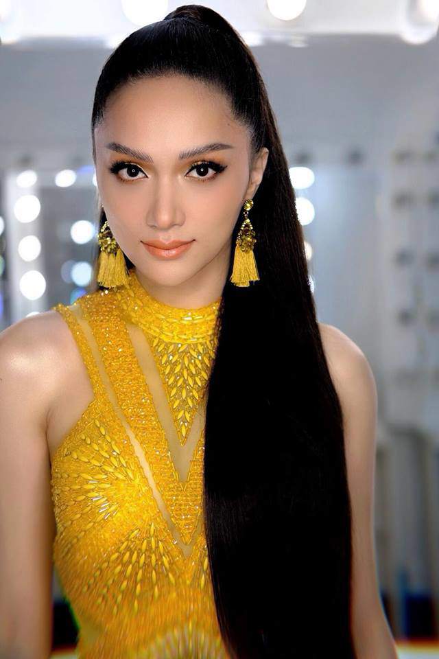 Ai cũng đã từng vào bảng sao xấu, thảm họa 1 lần, trừ Hoa hậu Hương Giang! - 5