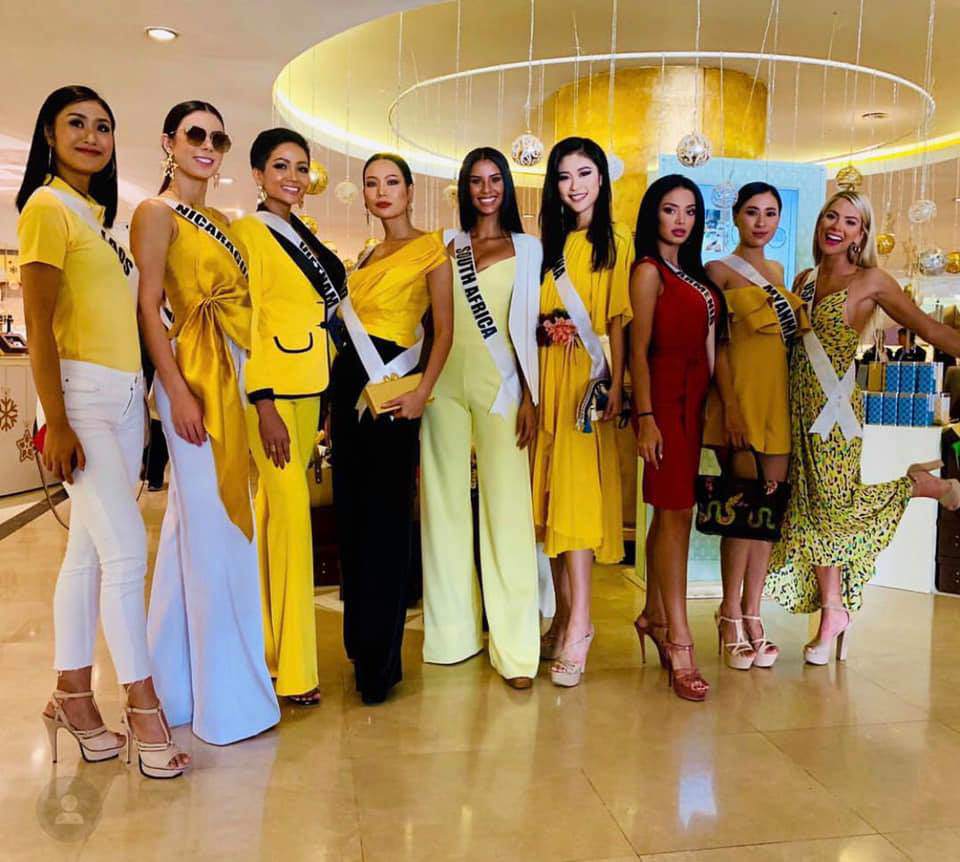 Không có tiền, Hamp;#39;Hen Niê mang dép tổ ong chỉ 10k tặng bạn tại Miss Universe 2018 - 5