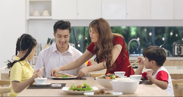 Phụ nữ vào bếp: Khi câu chuyện không chỉ là nấu ăn - 2