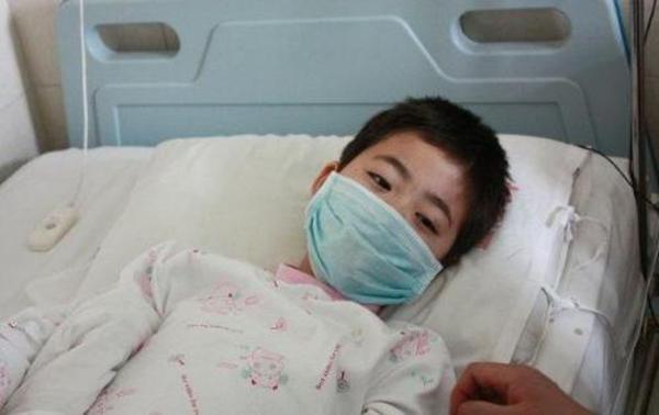 Bé 5 tuổi ho lâu dẫn tới tổn thương lá lách vì hàng ngày ăn những thực phẩm này - 1