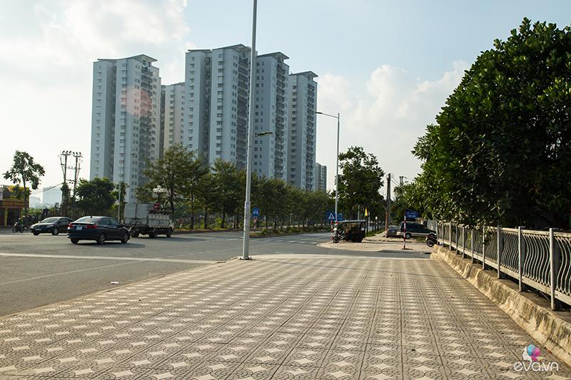Trước đó, năm 2017, UBND TP Hà Nội đã đưa vào tờ trình HĐND TP Hà Nội đặt tên nhà tư sản Trịnh Văn Bô cho tuyến phố dài 1,2 km ở quận Cầu Giấy. Đến phút chót, TP Hà Nội tạm hoãn trình HĐND TP việc này.
